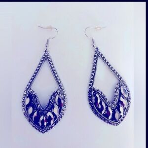 NWOT Hematite gray silver earrings teardrop “Marcasite” Silver pierced post drop